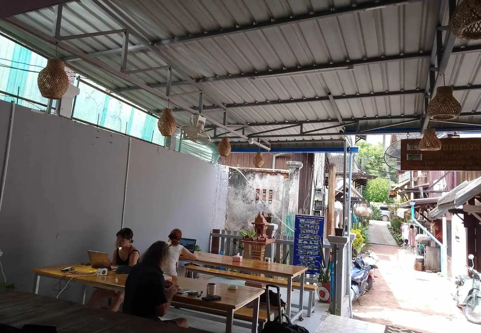 City Backpackers Center Luang Prabang Laos